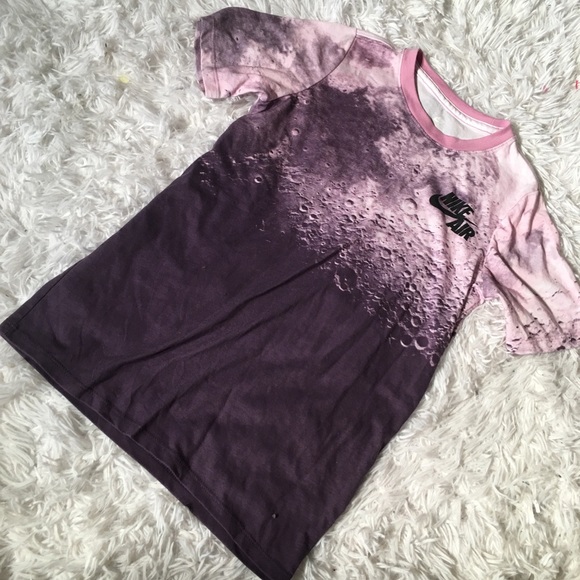 Nike Tops - Women’s Purple & Pink Water Design Nike Shirt